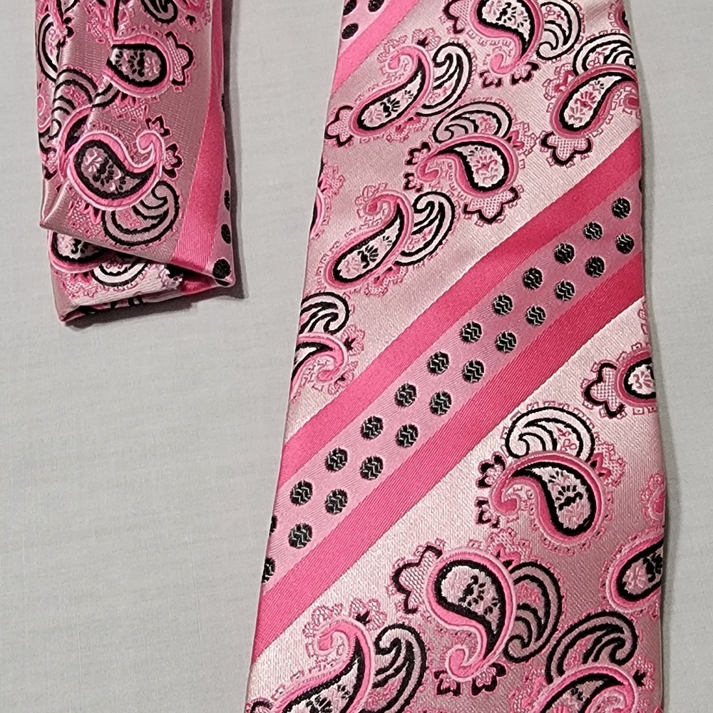 Tie set